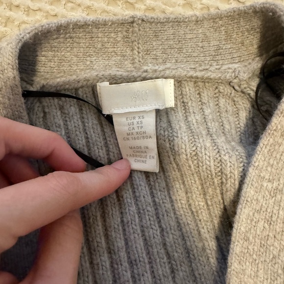 Beige Ribbed Cardigan - Picture 2 of 3